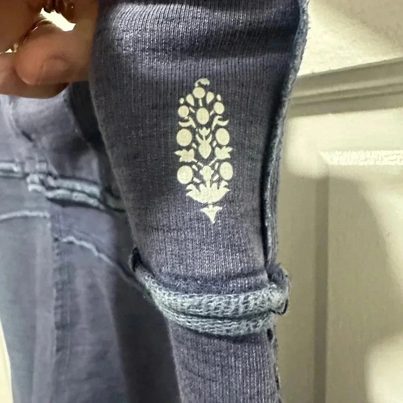 Free People Hybrid Yoga Leggings Size Small EUC - Picture 4 of 6